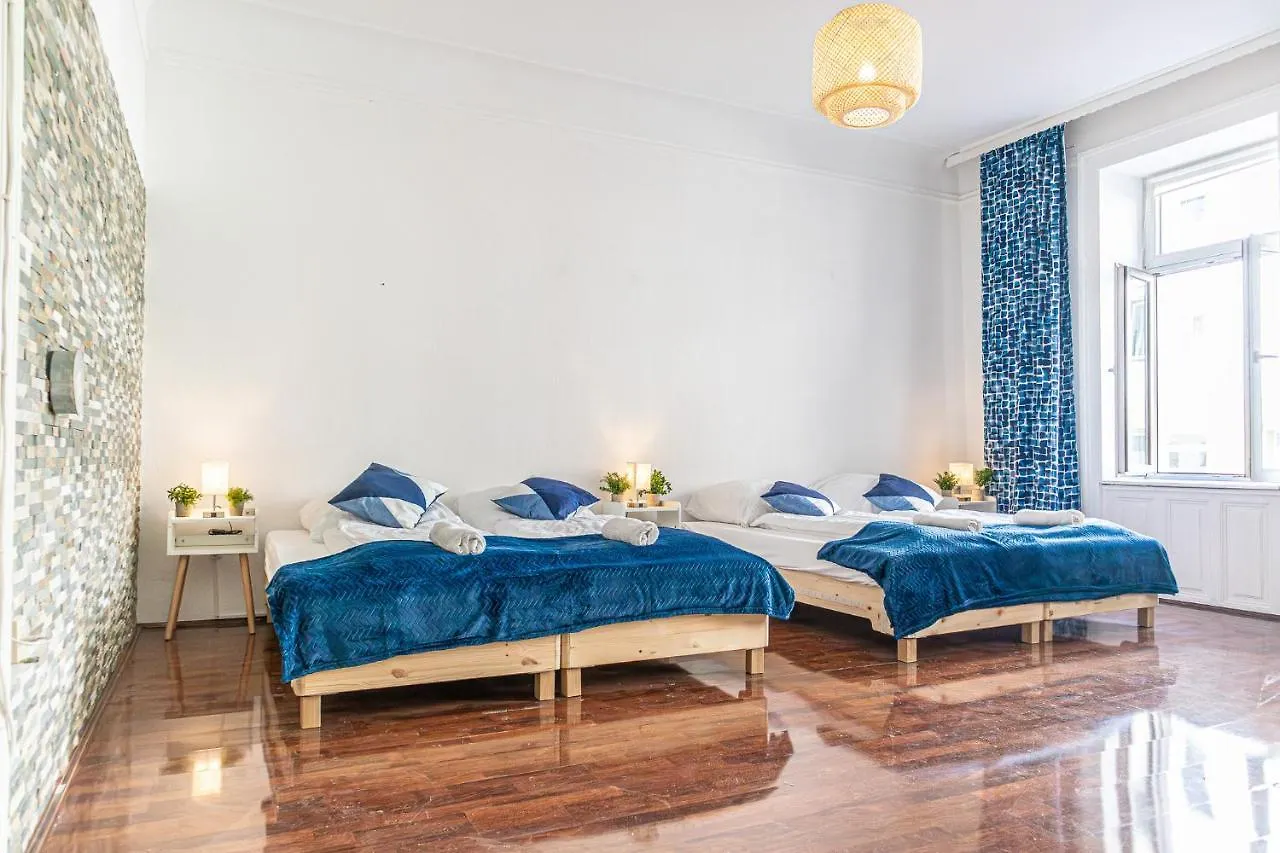 Elegant Haven: Stylish And Spacious 3Br Apartment Vienna Austria